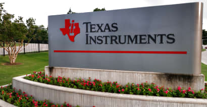 Chipmaker Texas Instruments forecasts second quarter revenue above estimates