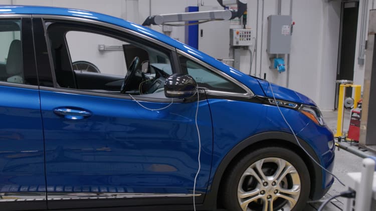How the EPA determines electric vehicle range