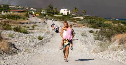 Extreme heat in Europe prompts tourists to seek cooler vacation destinations