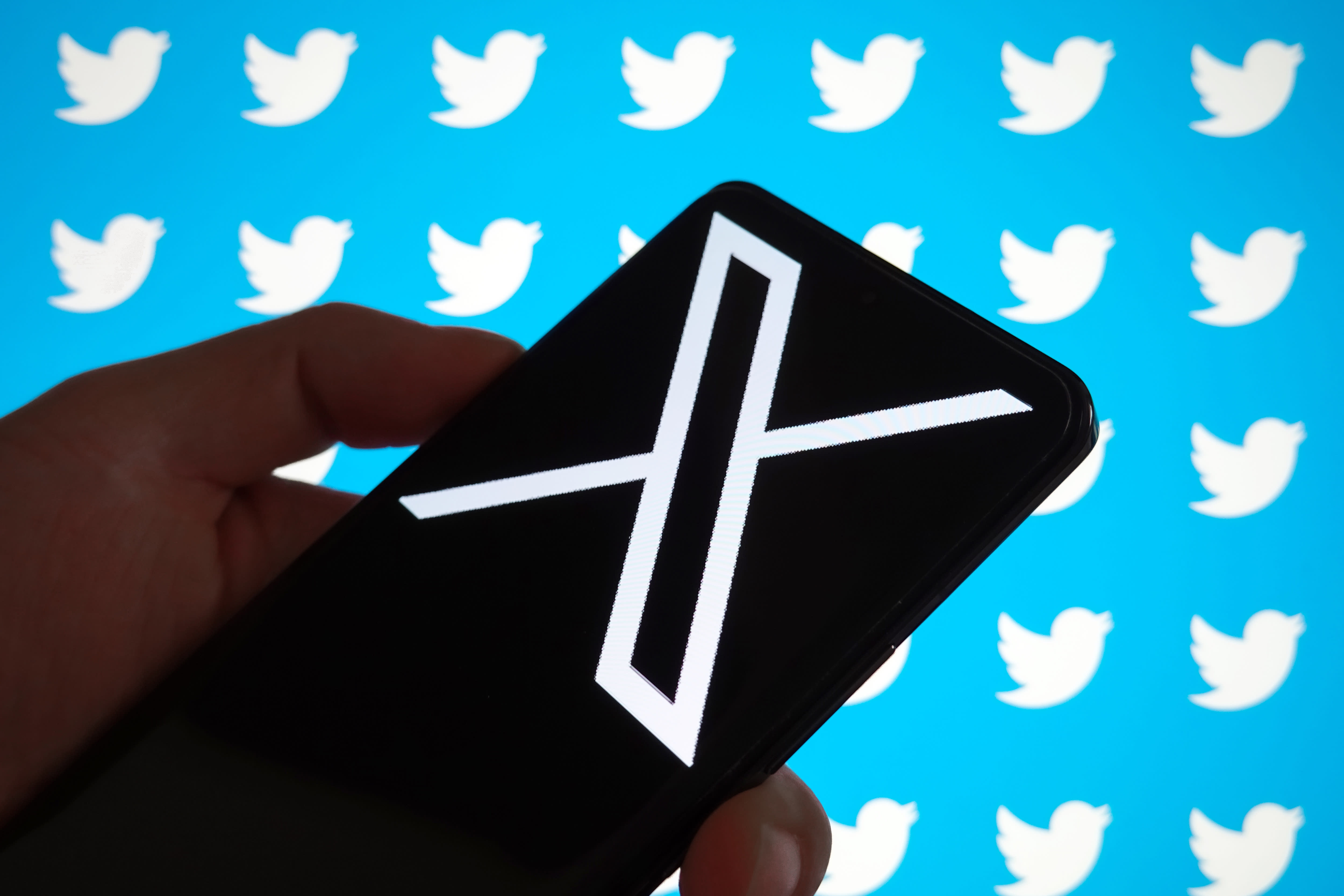 Read Twitter CEO Linda Yaccarino’s message about the ‘X’ rebrand