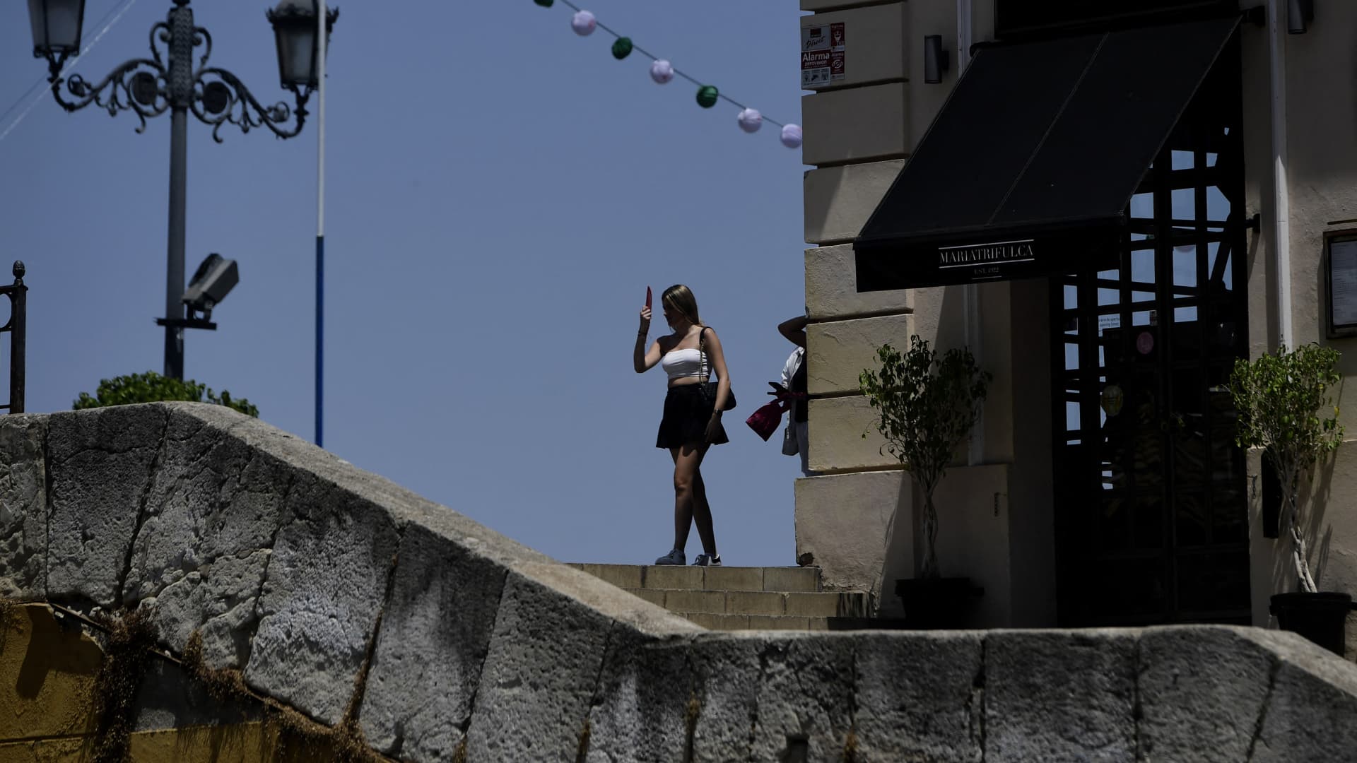 ‘The heat is relentless’: Scorching temperatures bring misery to daily life in Spain