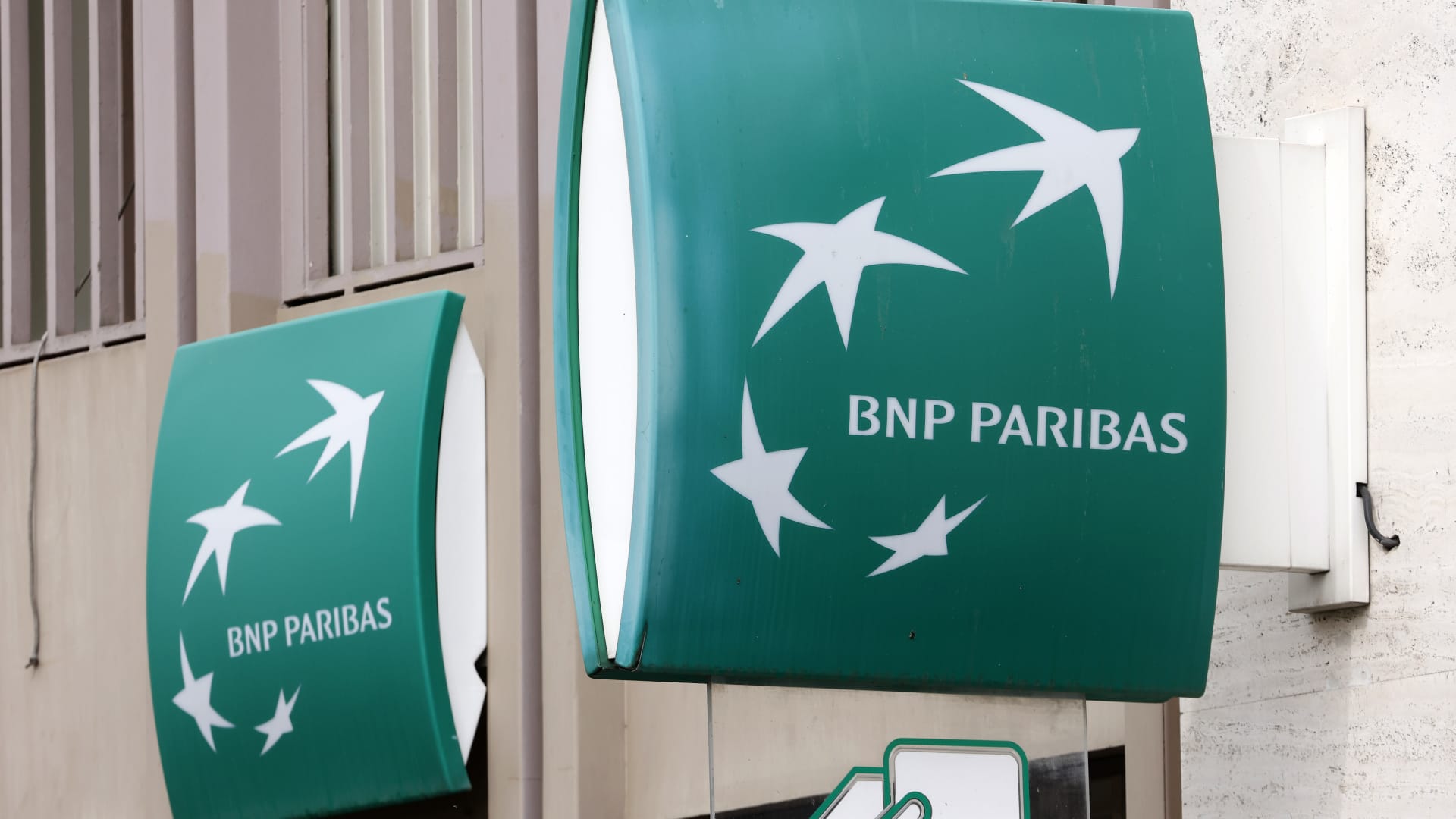 BNP Paribas beat estimates on debt financing, cost management 