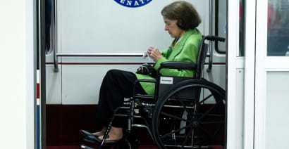 Sen. Dianne Feinstein briefly hospitalized after ‘minor’ fall, her office says
