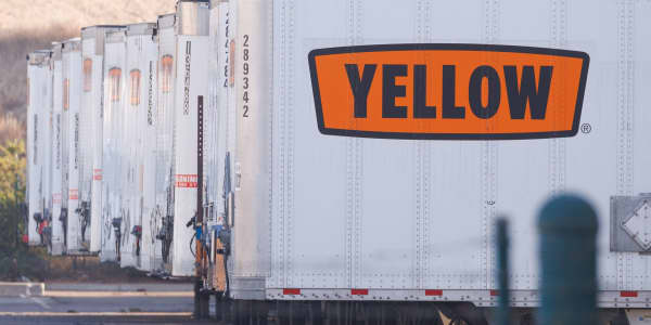 What the billion-dollar battle over bankrupt freight company Yellow means to truckers and the economy