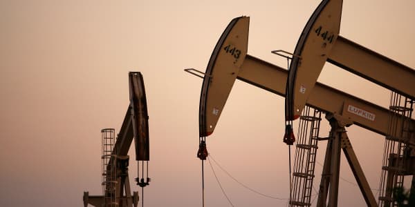 Goldman Sachs raises international oil price forecast to $100 a barrel