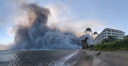 At least 6 killed as Maui wildfires spread, evacuations across Hawaii continue