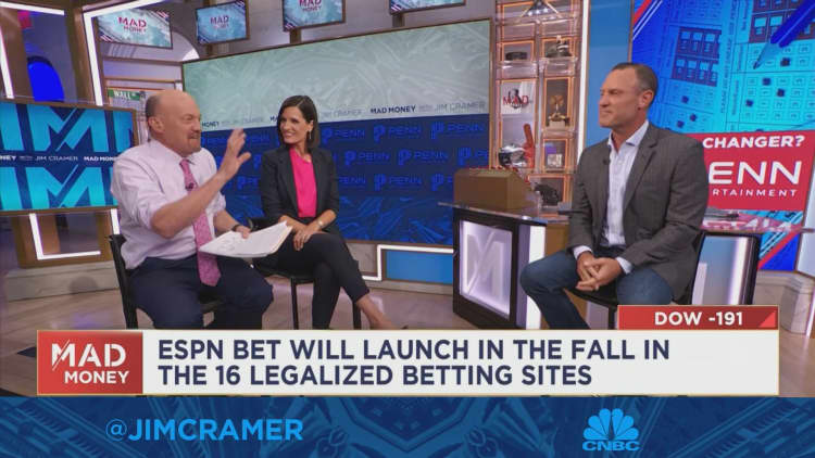 PENN Entertainment CEO Jay Snowden sits down with Jim Cramer to talk ESPN partnership