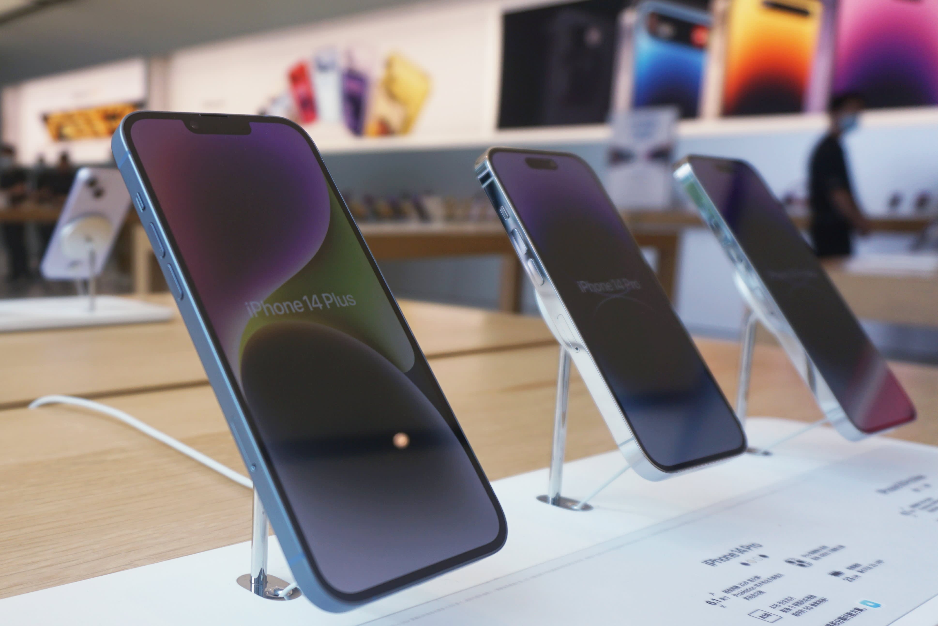 „Qualcomm“ tieks „Apple“ 5G modemą „iPhone“ telefonams iki 2026 m