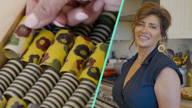 I bring in $129K a year making 'Gucci' pasta in my kitchen