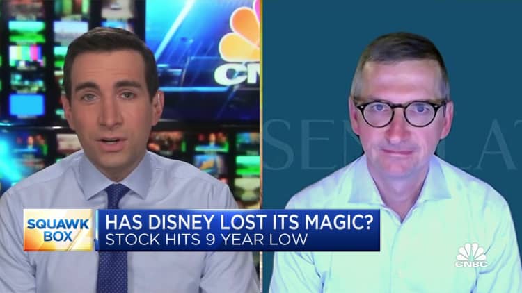 Pressure will build at Disney to break up if stock doesn't improve: Rosenblatt's Barton Crockett