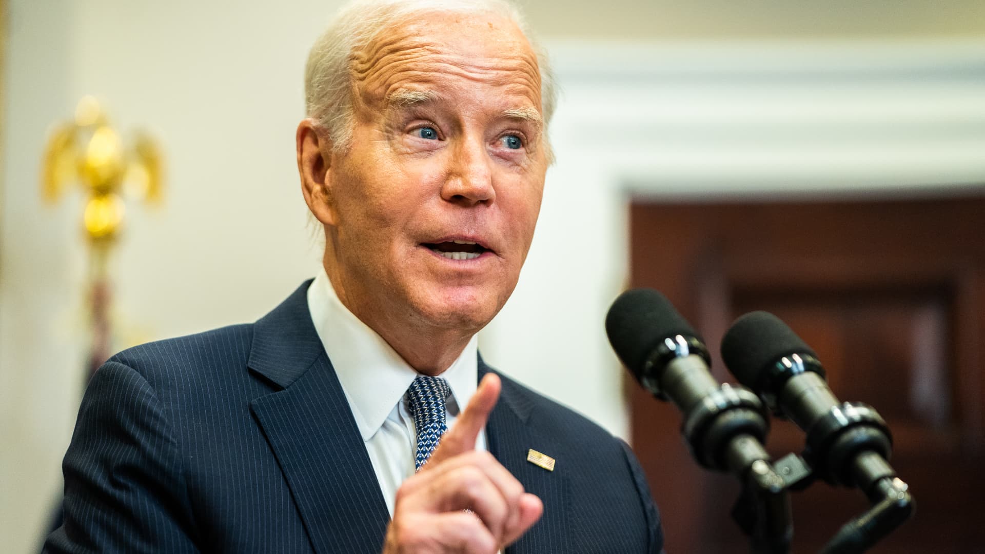Biden is still trying to forgive student debt in 'a very direct confrontation' with Supreme Court, expert says