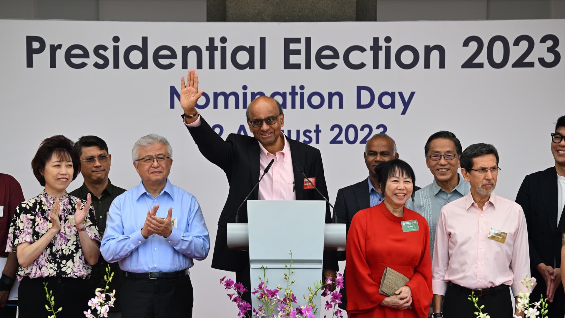 Presidential candidate Tharman Shanmugaratnam waves to his supporters at the nomination center for the upcoming presidential election in Singapore on Aug. 22, 2023. Singapore will hold polls for the presidential election on Sept. 1, Returning Officer Tan Meng Dui announced on Tuesday after three candidates filed nomination documents.