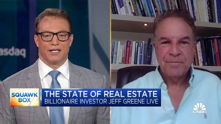 Billionaire investor Jeff Greene: We're in the first inning of the commercial real estate correction