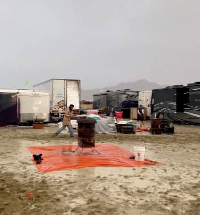Burning Man revelers begin exodus after flooding left tens of thousands stranded in Nevada desert