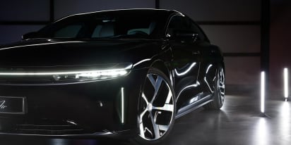 Lucid stock rises as luxury EV maker raises $1 billion from Saudi PIF affiliate