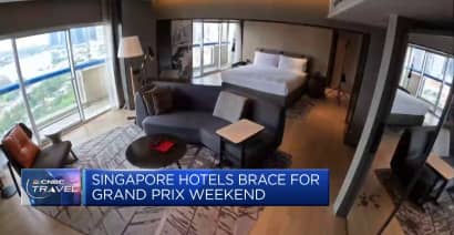 Watch a hotel room transform into a $62,000 suite for the Singapore Grand Prix