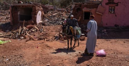 Moroccans sleep in the streets for 3rd night after earthquake killed over 2,100