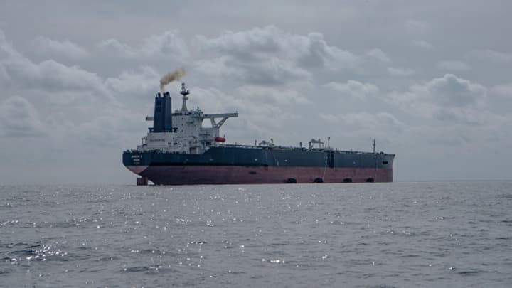 Oil tankers 'go dark' off Venezuela to evade US sanctions