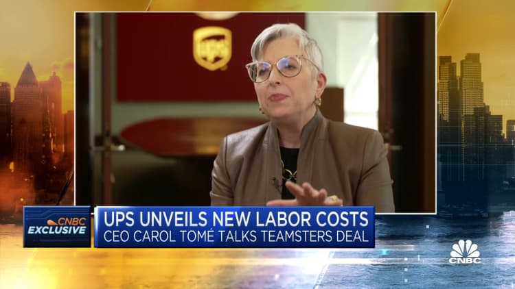 UPS revela nuevos costos laborales: la directora ejecutiva Carol Tome habla sobre el acuerdo con Teamsters