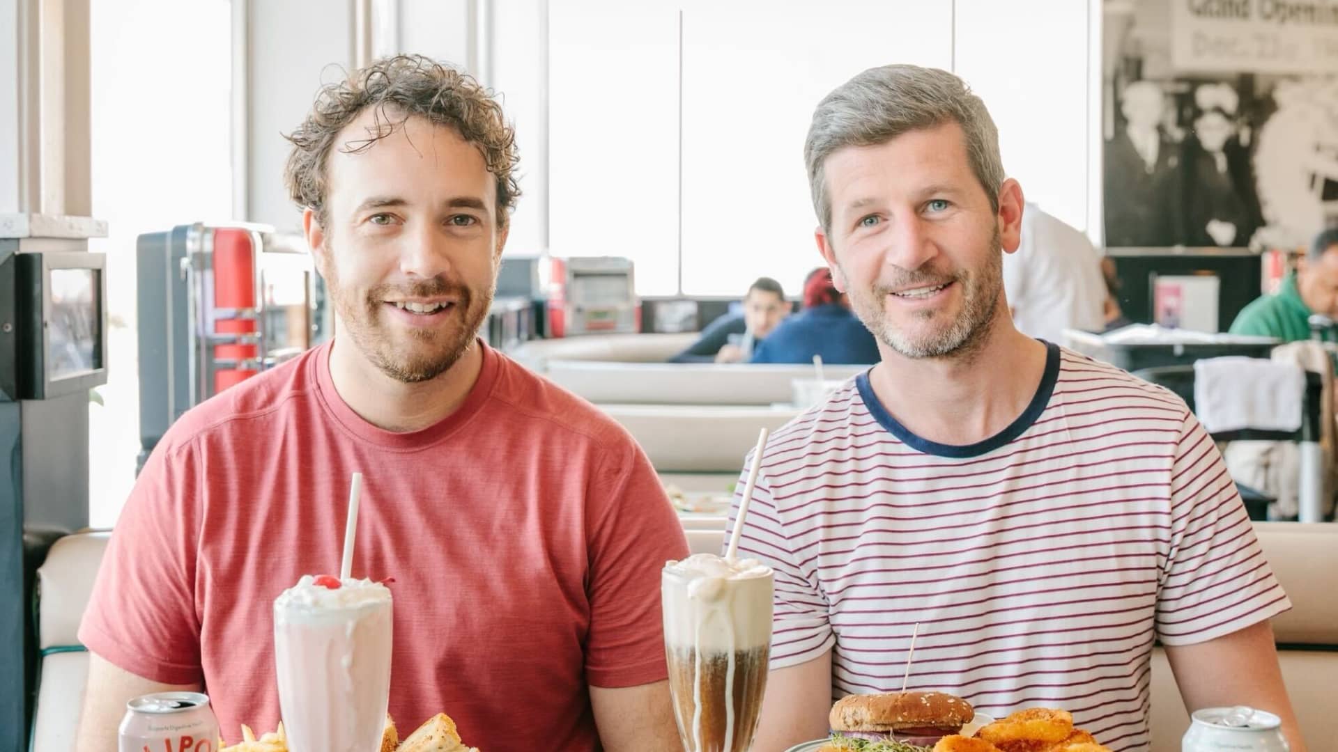 How Olipop’s founders turned a 0,000 investment into a ‘healthier’ soda brand bringing in million a month