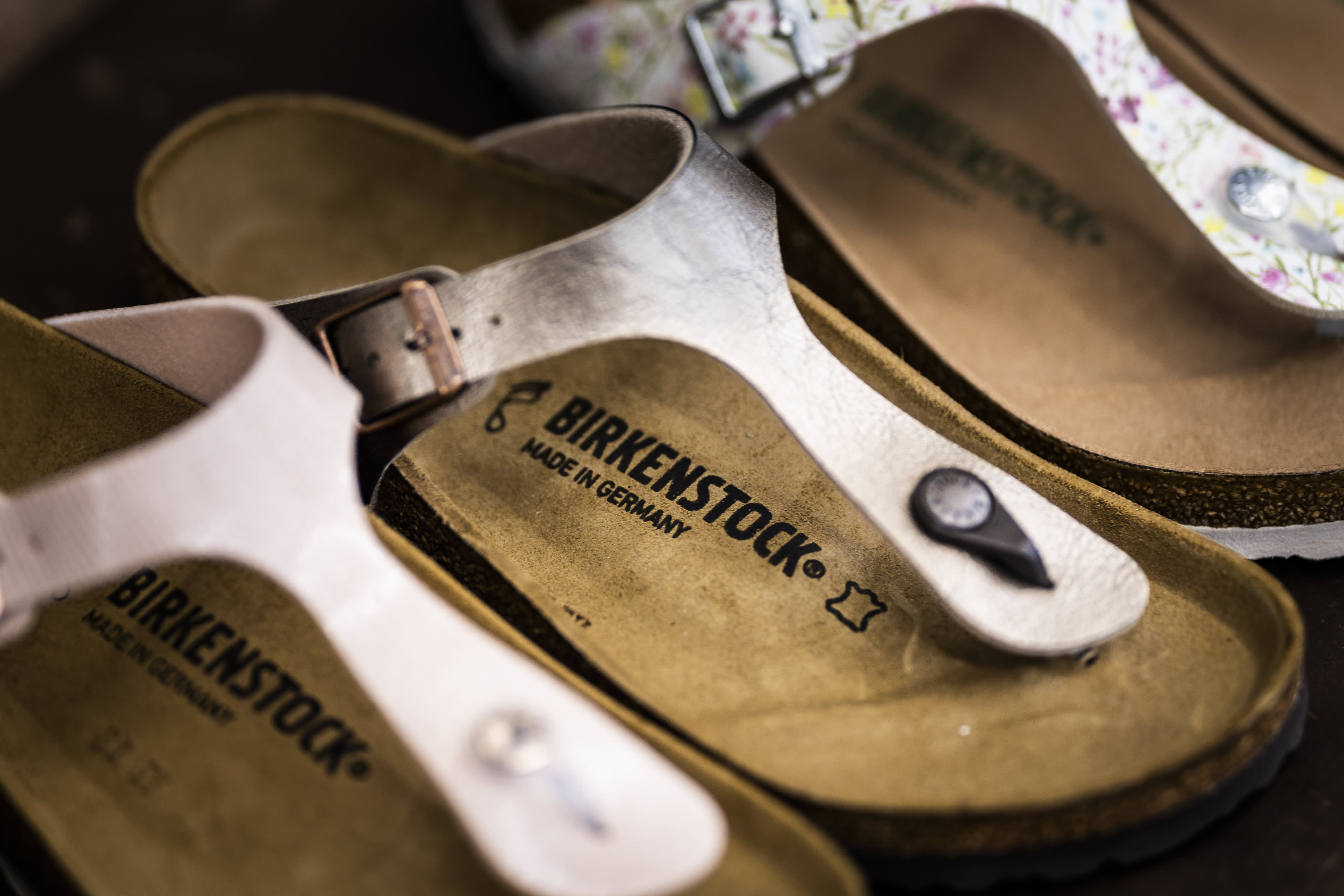Photo of Das deutsche Unternehmen Birkenstock strebt bei einem Börsengang in New York eine Bewertung von 9,2 Milliarden US-Dollar an