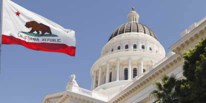 California lawmakers send carbon accounting bill to governor's desk