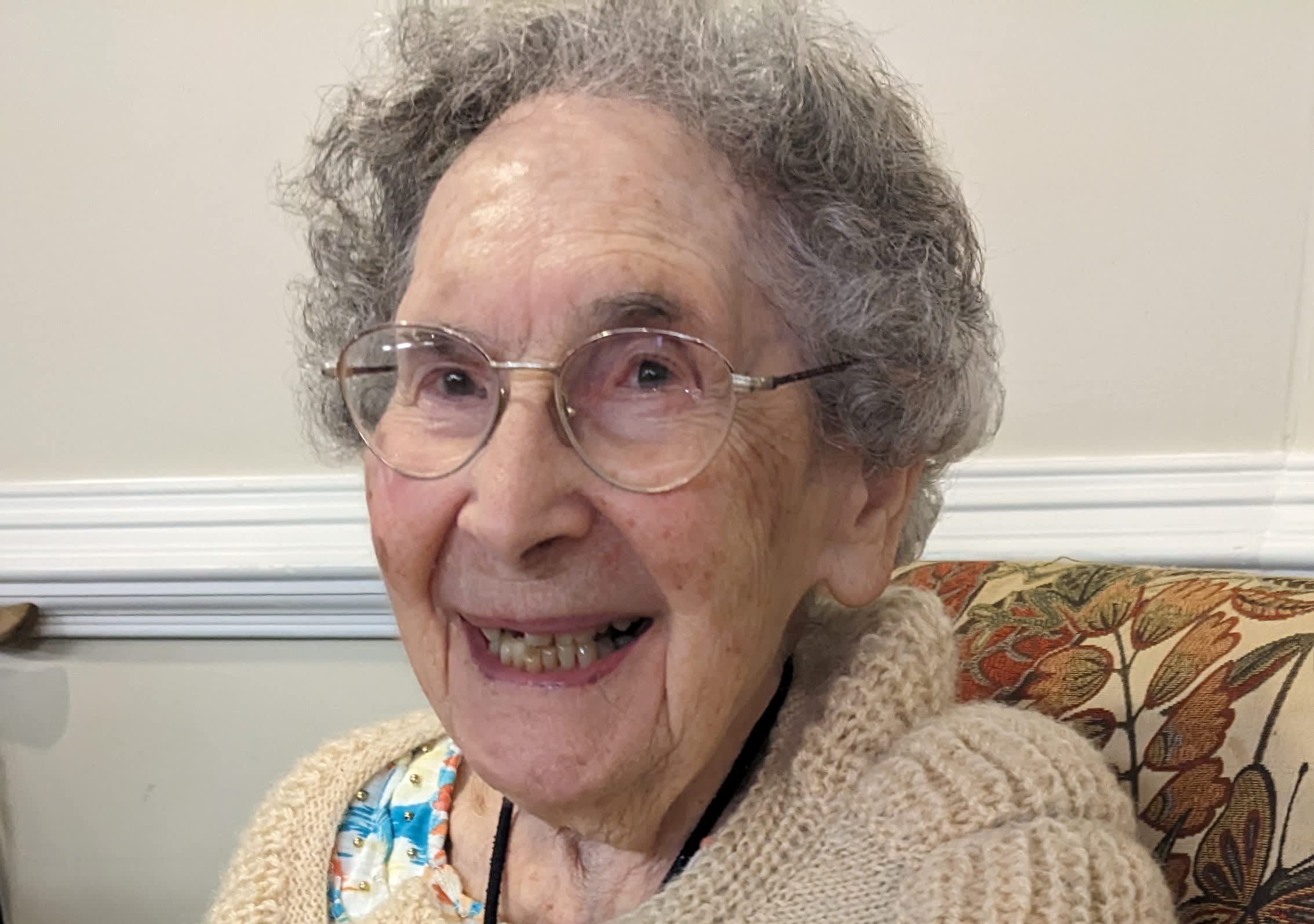 Une femme de 107 ans partage ses secrets pour être heureuse en vieillissant