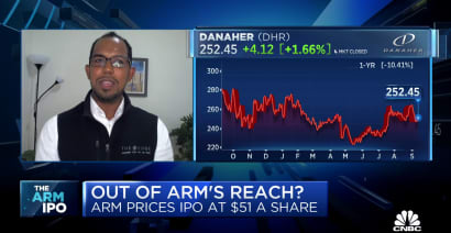 Investors should be cautious before buying Arm: Edge Group's Jonathan Morgan