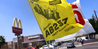 What to know about the deal between fast-food chains and unions in California