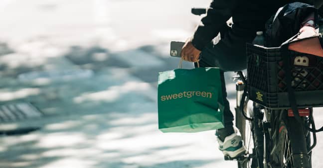 Sweetgreen, Chipotle and other fast-casual chains are bucking the consumer slowdown