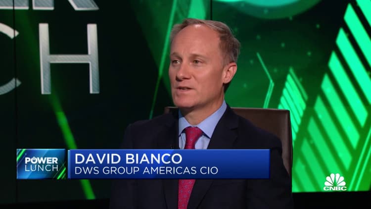 It's a good time to put more money into fixed income, says DWS Group’s David Bianco
