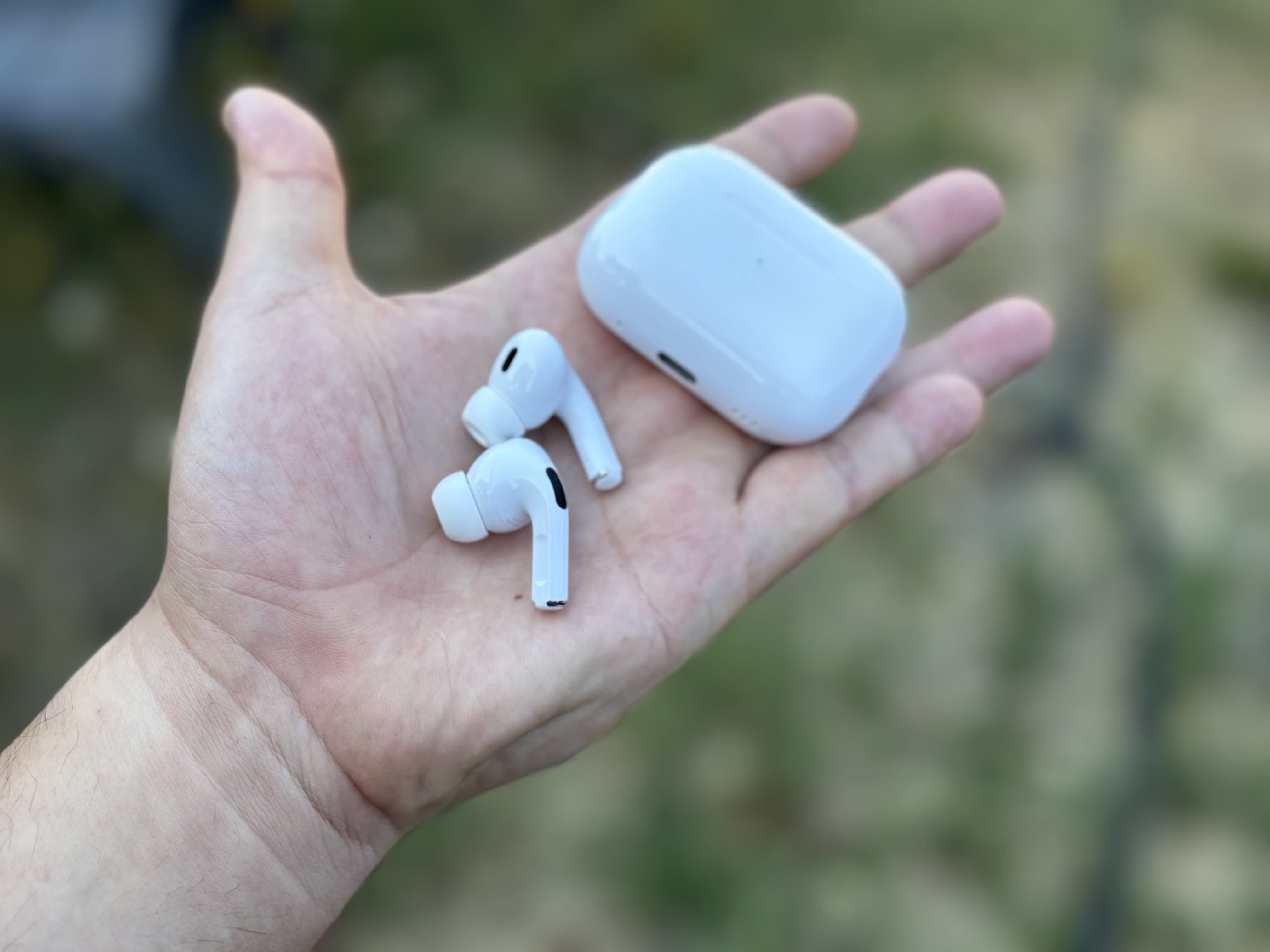 AirPods Pro The Perfect Companion for VR Enthusiasts