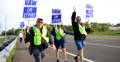 UAW will strike at more U.S. auto plants if 'serious progress' isn't made by Friday