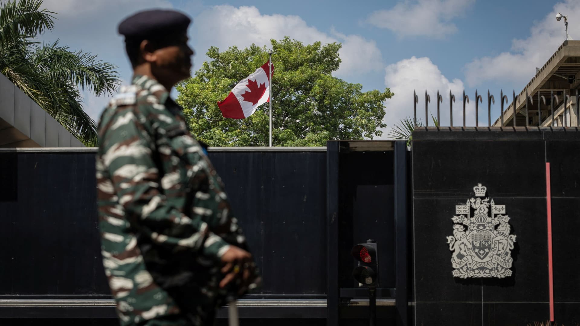 A security personnel stands guard outside the Canadian High-Commision in New Delhi, India, September 19, 2023. 