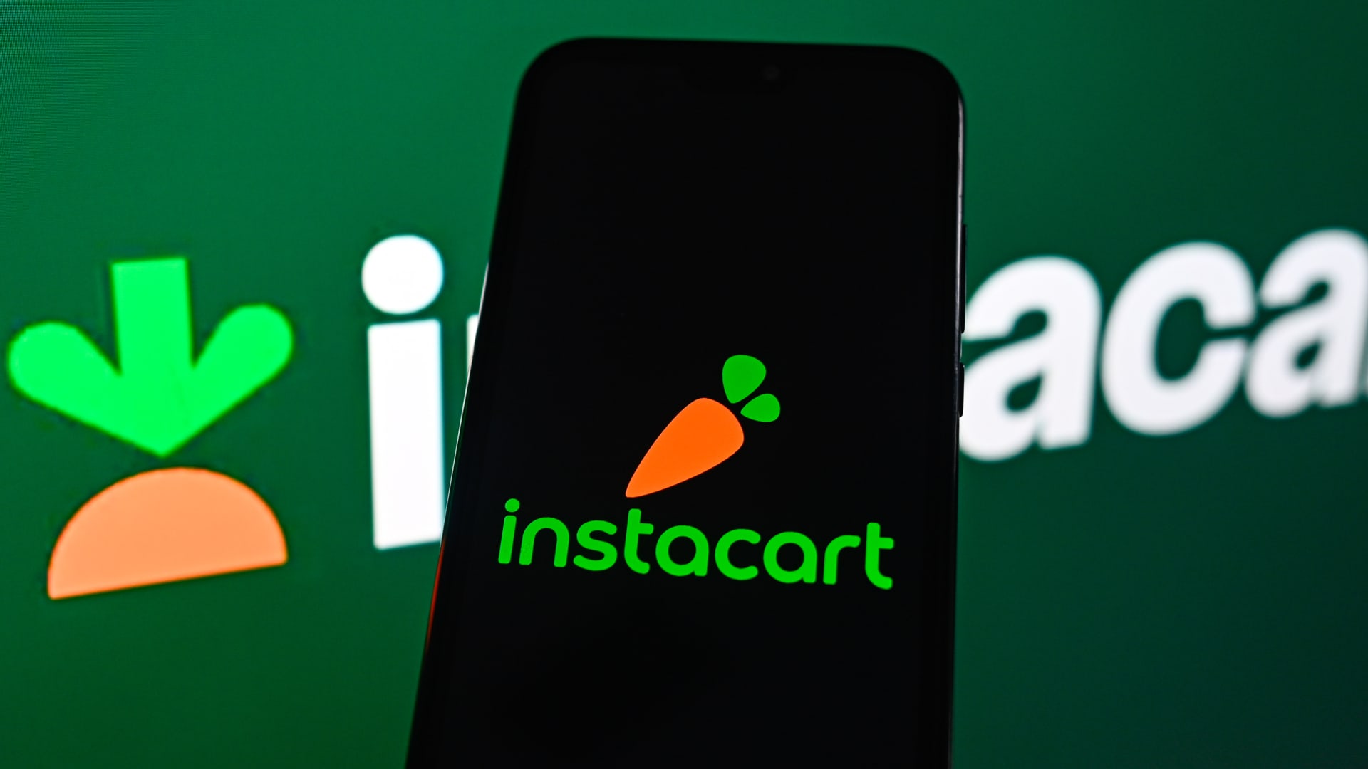 Cramer examines Instacart’s IPO, says he’s ‘torn’ on the stock