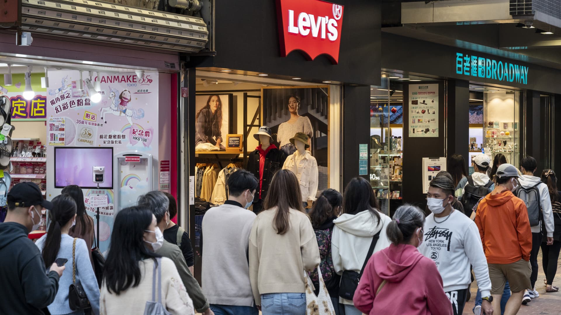 Michelle Gass will replace Chip Berg as CEO of Levi Strauss in January