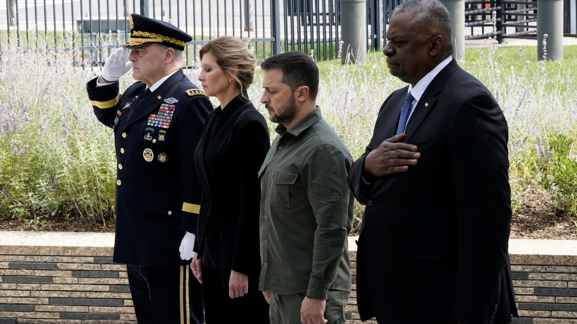 U.S. Secretary of Defense Lloyd Austin, U.S. Chairman of the Joint Chiefs of Staff General Mark A. Milley, Ukrainian President Volodymyr Zelenskiy and his wife Olena attend a wreath laying ceremony at the National 9/11 Pentagon Memorial, in Arlington, Virginia, U.S., September 21, 2023. 