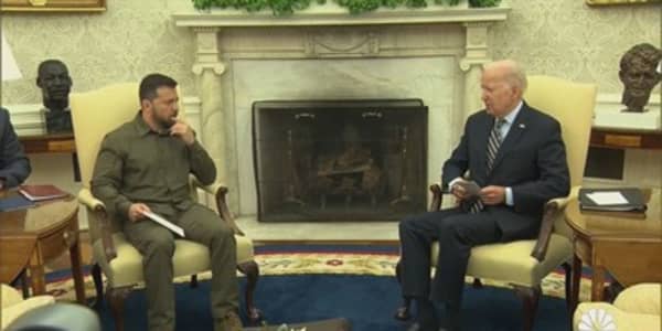Zelenskyy meets with Biden in Oval Office as White House promises more aid