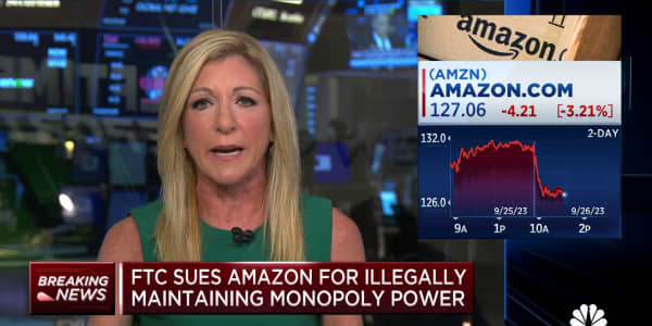 An Amazon split would be a net positive for the stock, says Hightower's Stephanie Link