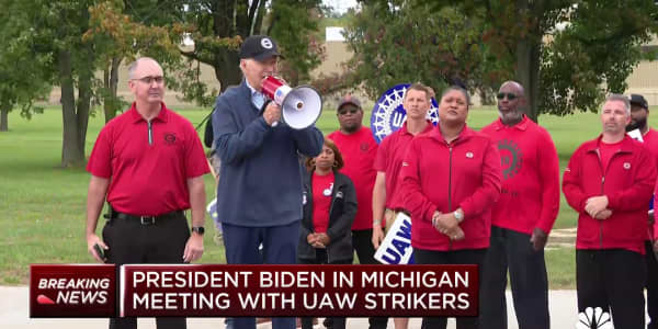 President Biden speaks from the UAW picket line in Michigan