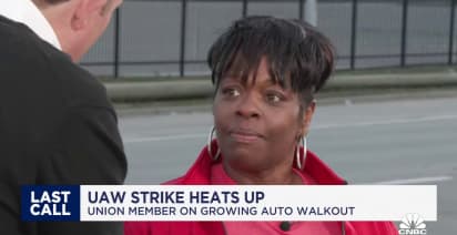 'I can't even afford to drive a vehicle that I build', says striking UAW member Lisa Carter