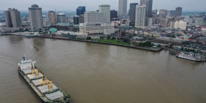 New Orleans residents brace for salt water intrusion, Biden declares emergency
