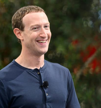 Mark Zuckerberg says Meta will offer its virtual reality OS to hardware companies