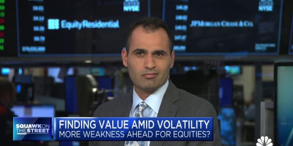 Very difficult to take risk in equities when bond yields are at 5%, says Wells Fargo