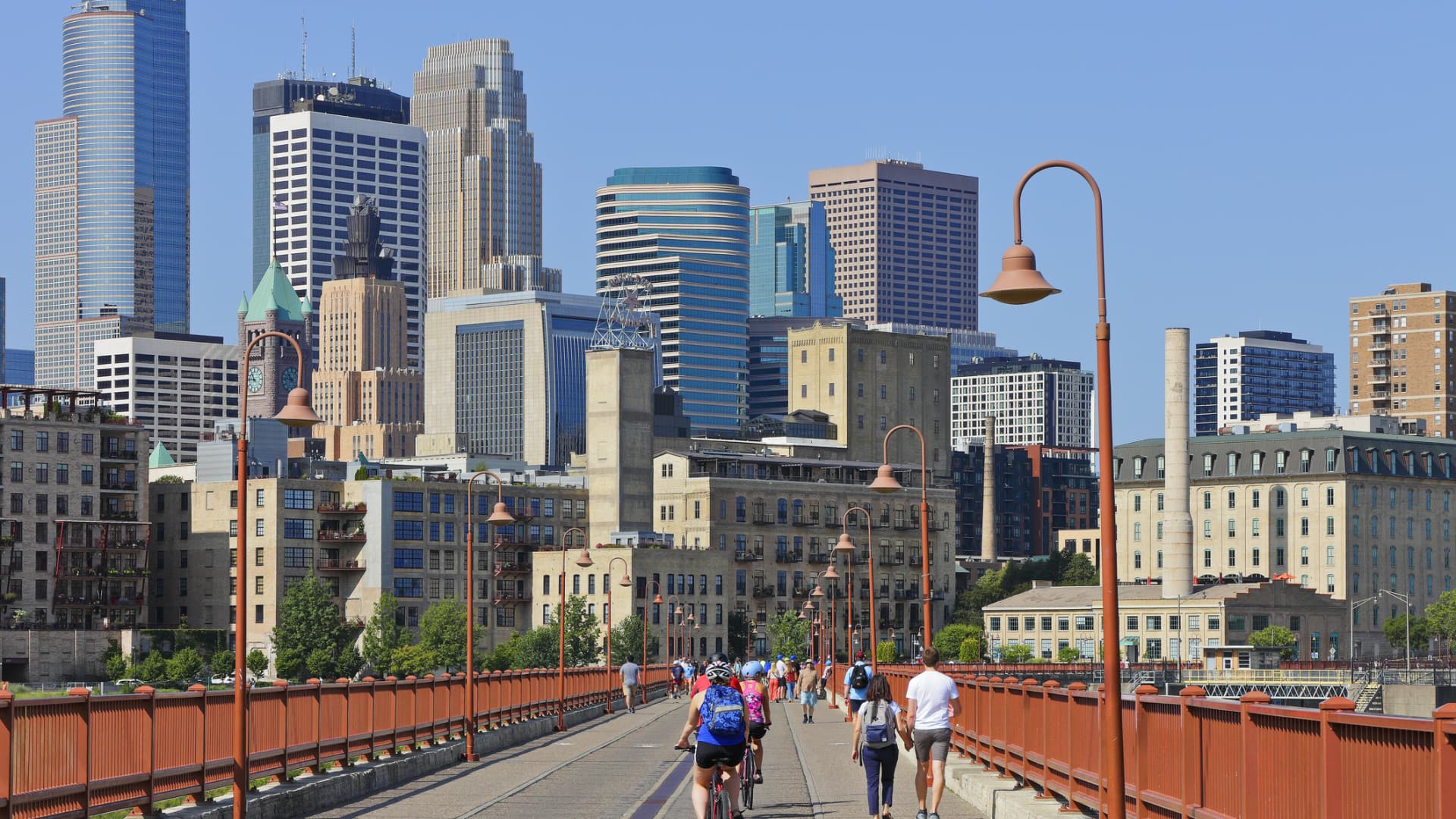 Up from No. 13 in 2022, Minneapolis, Minnesota ranked as the No. 2 most neighborly city in America.