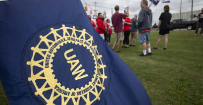 What to make of the UAW's shifting strike tactics after the latest escalation