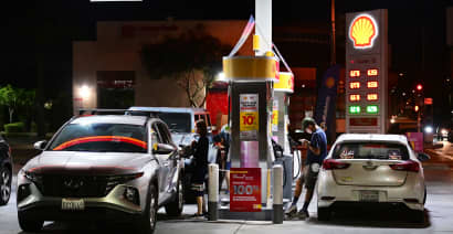 Israel-Hamas war causes oil prices to spike. What U.S. drivers need to know