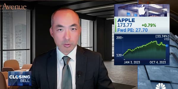 Apple is not necessarily trading at a premium valuation, says BakerAvenue's King Lip
