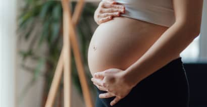 Pregnant Latinas face greater maternal health concerns