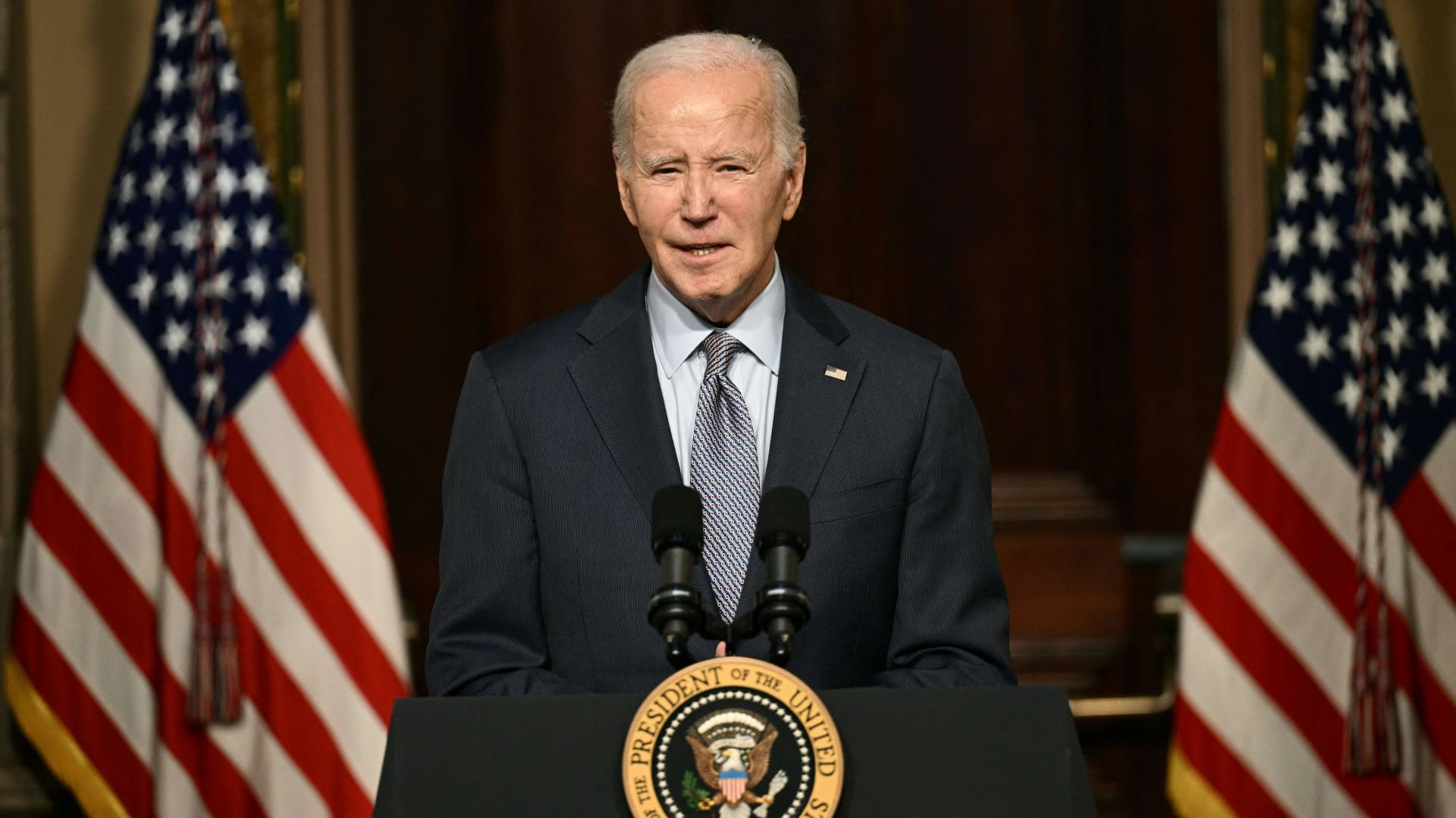 Biden issues warning to longtime Hamas ally Iran, reiterates support for Israel and Netanyahu